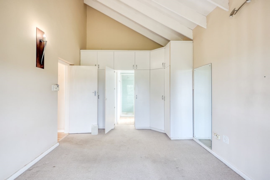 To Let 3 Bedroom Property for Rent in Beacon Bay Eastern Cape